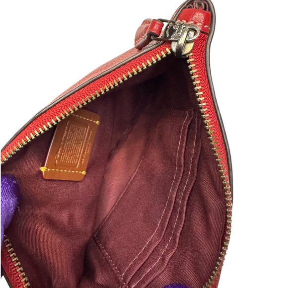 Coach X Disney Red Minnie Mouse Wristlet  Limited Edition (NWOT) - Picture 4 of 6